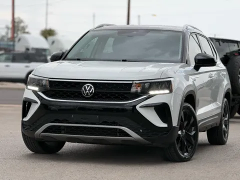 More photos of 2023 Volkswagen Taos SE at Macova Auto Group Inc., TX