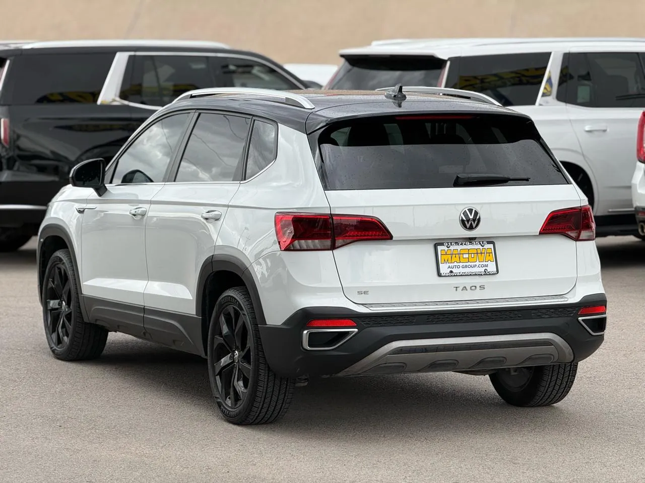Volkswagen Taos photo 5