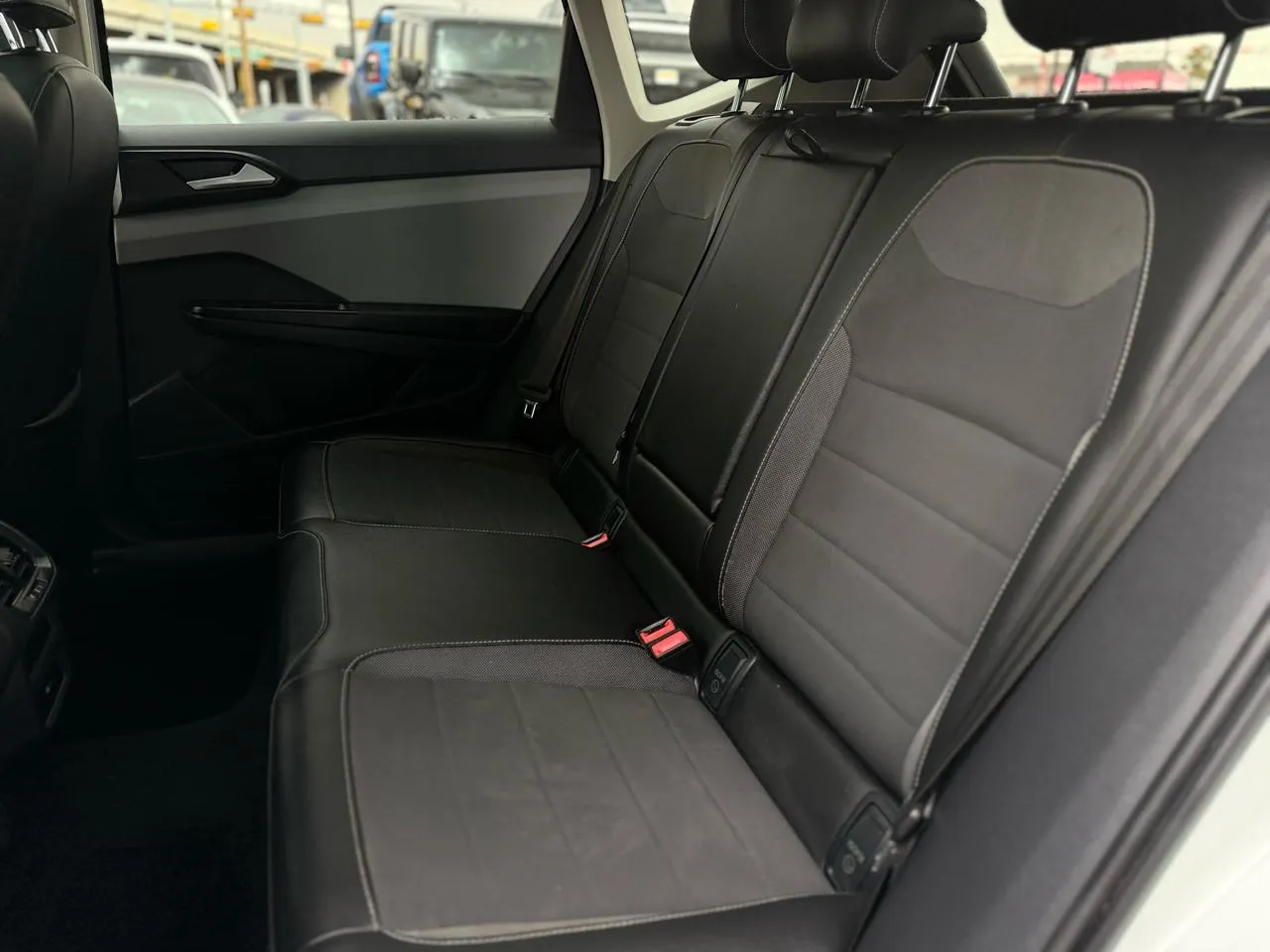Volkswagen Taos photo 11