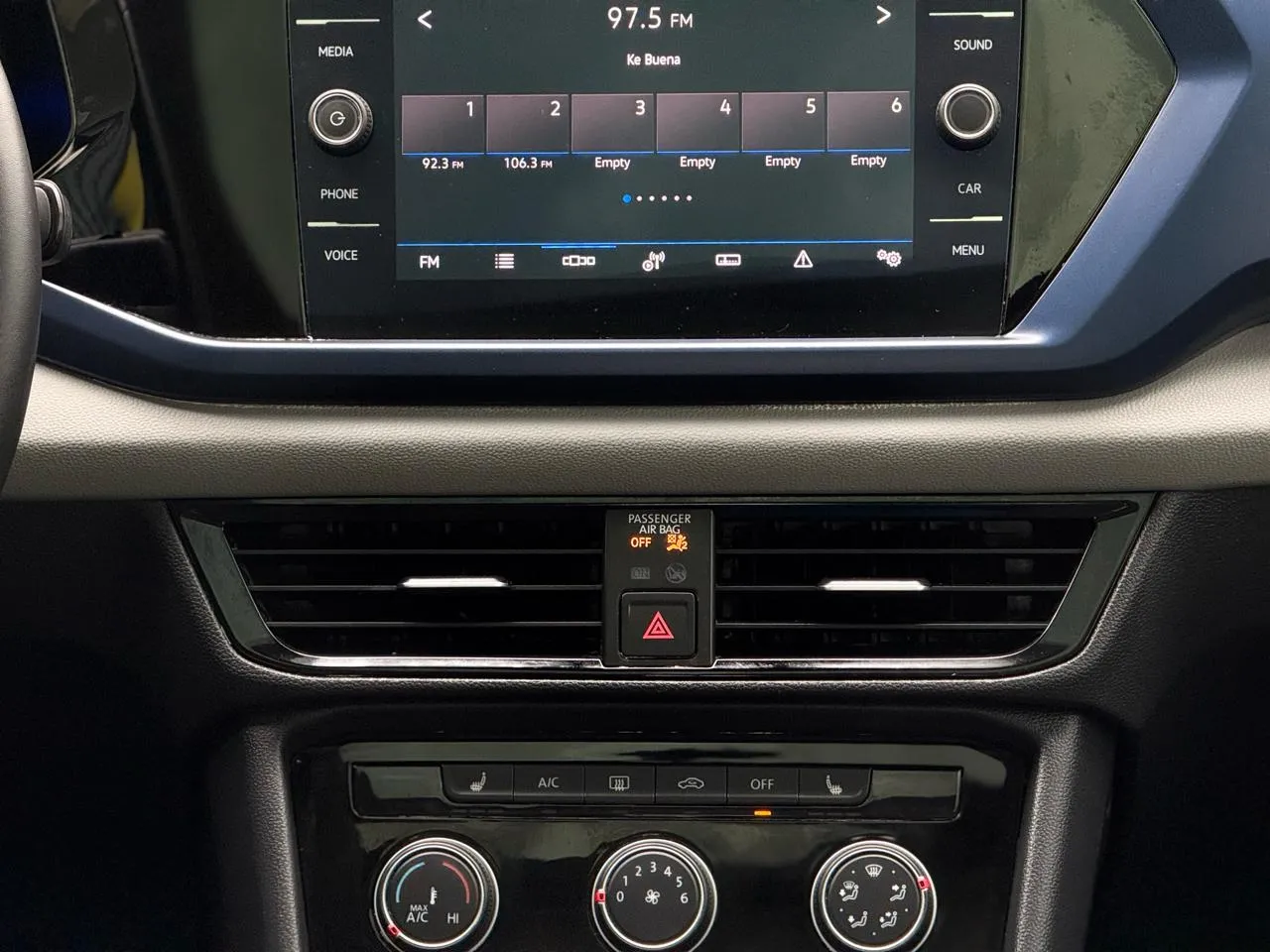 Volkswagen Taos photo 17