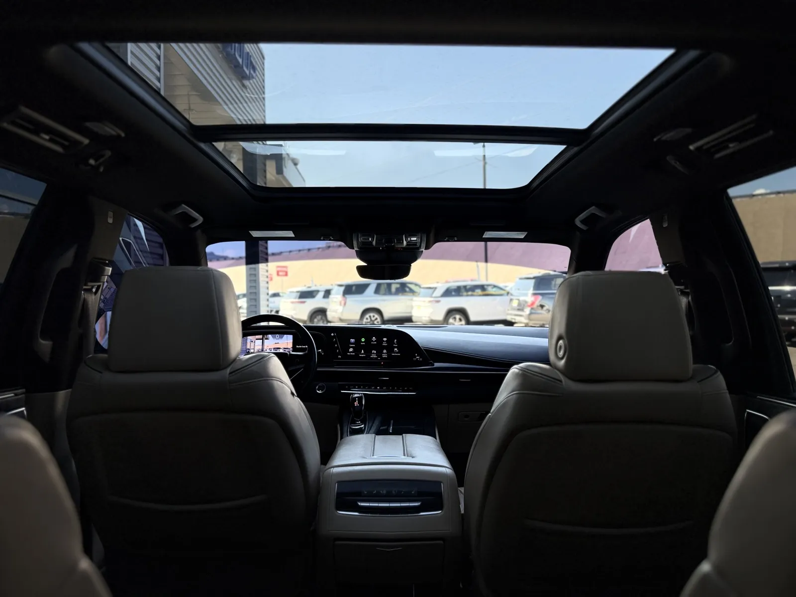 Cadillac Escalade photo 20