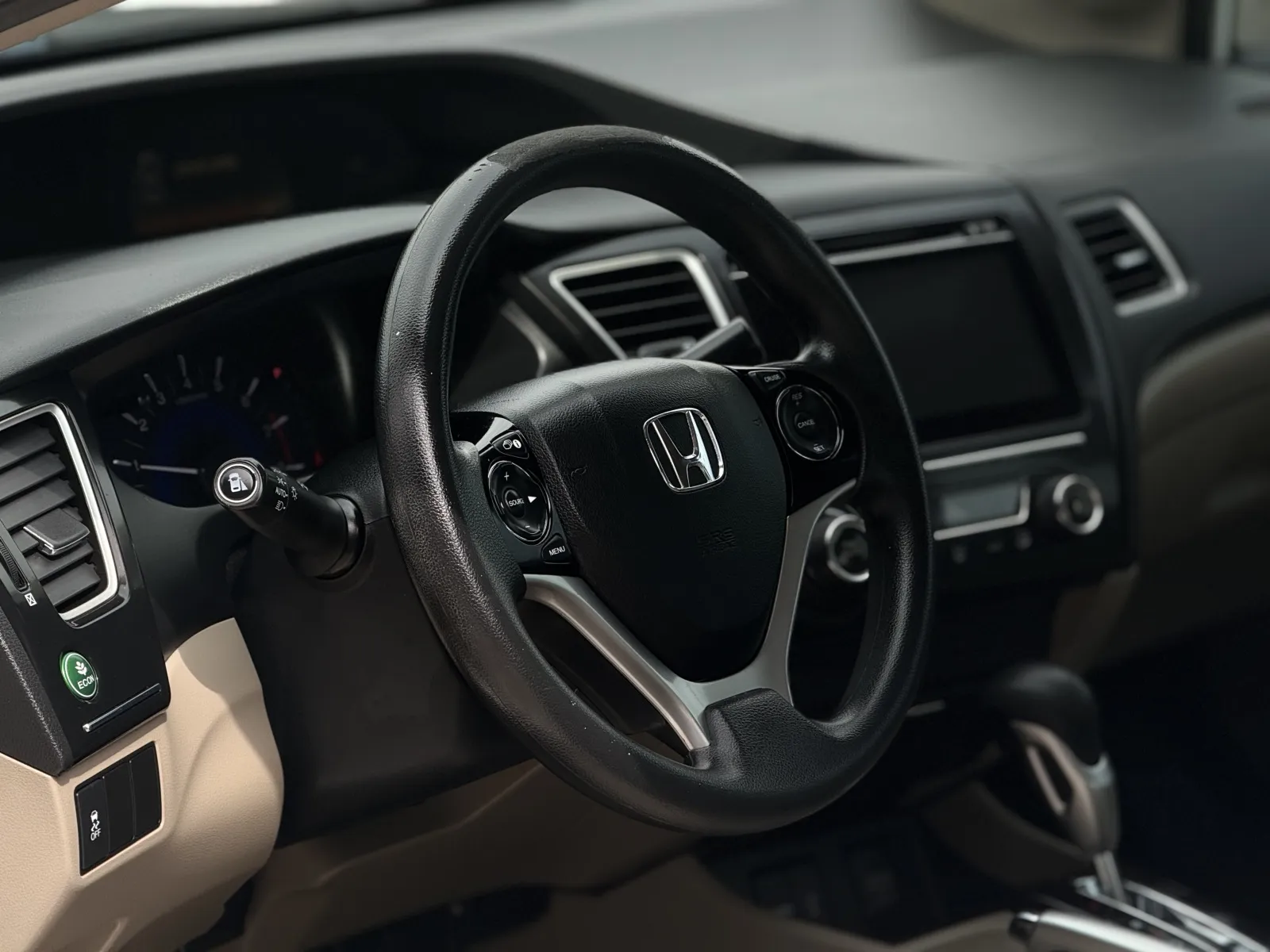 Honda Civic photo 8
