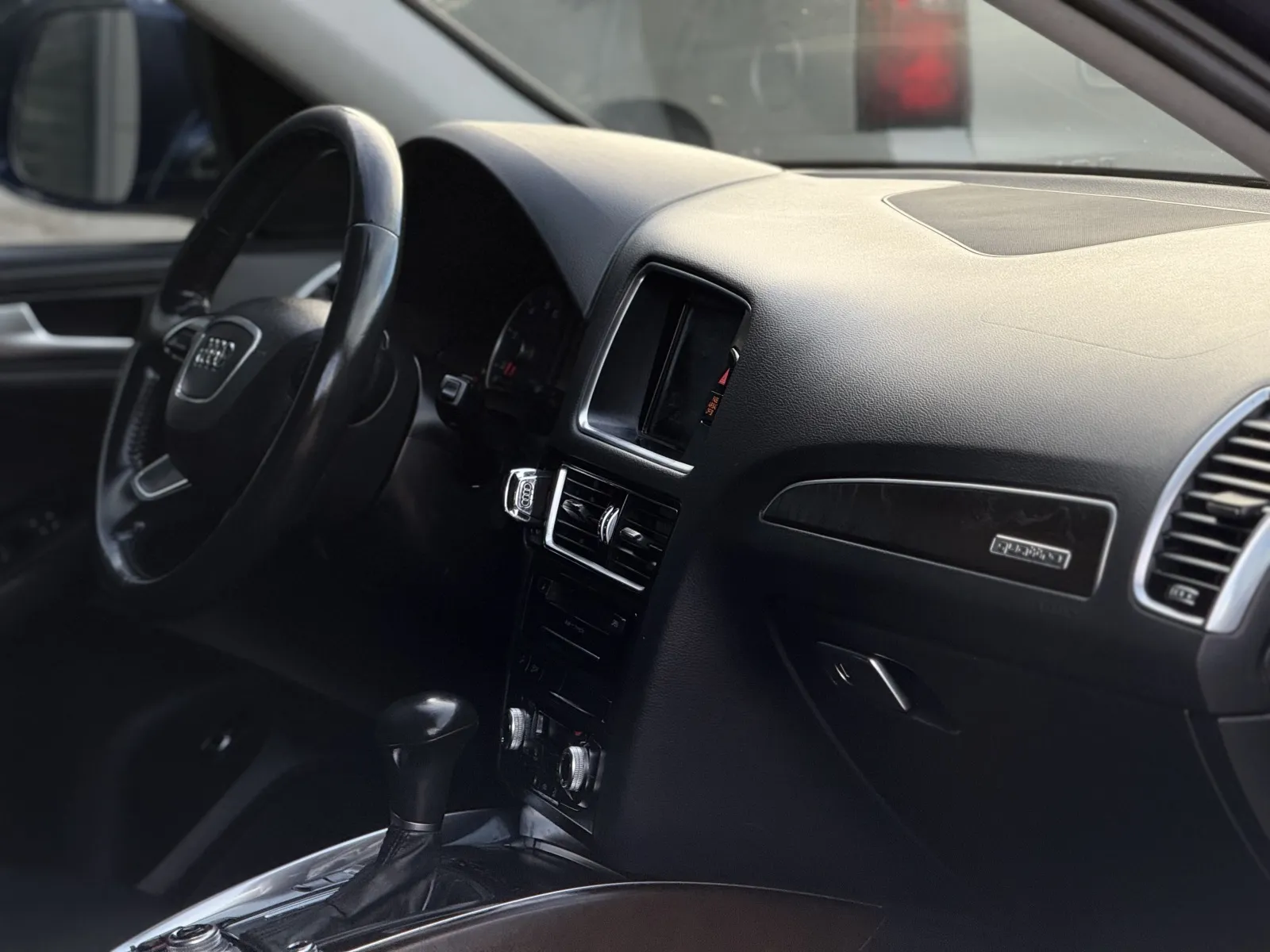 Audi Q5 photo 12