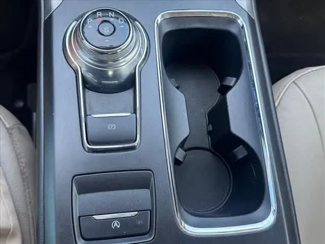 2018 Ford Fusion SE - Photo 15