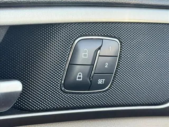 2018 Ford Fusion SE - Photo 20