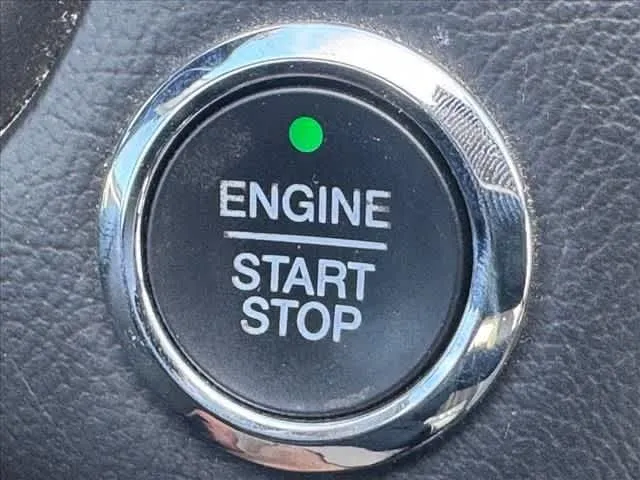 2018 Ford Fusion SE - Photo 16