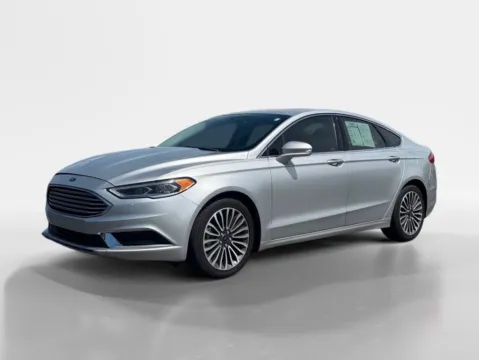 Silver 2018 Ford Fusion SE for sale in Morristown, TN
