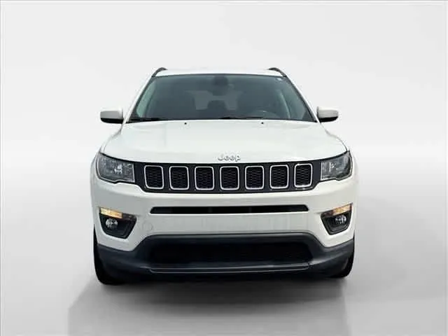 2018 Jeep Compass Latitude - Photo 8
