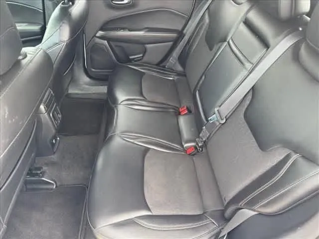 2018 Jeep Compass Latitude - Photo 20