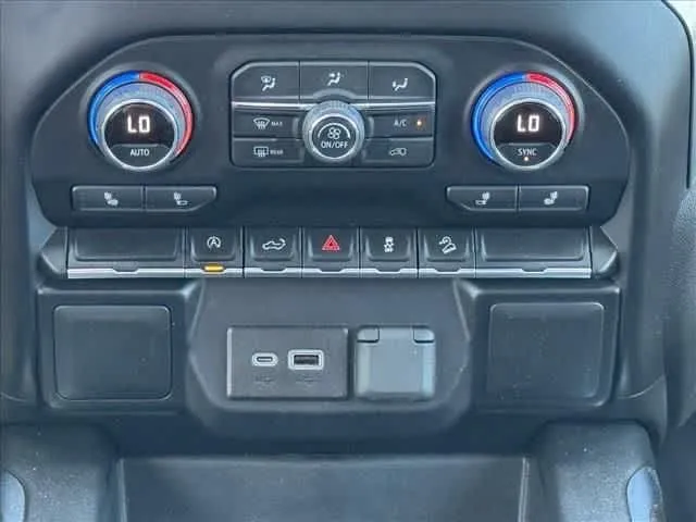 2022 Chevrolet Silverado 1500 Limited RST - Photo 11