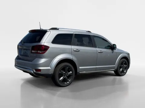 More photos of 2020 Dodge Journey Crossroad at Farris Ford - Morristown, TN