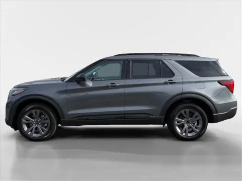 Photos of 2026 Ford Explorer Active for sale in Morristown, TN at Farris Ford - Morristown