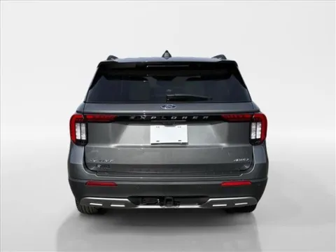 More photos of 2026 Ford Explorer Active at Farris Ford - Morristown, TN