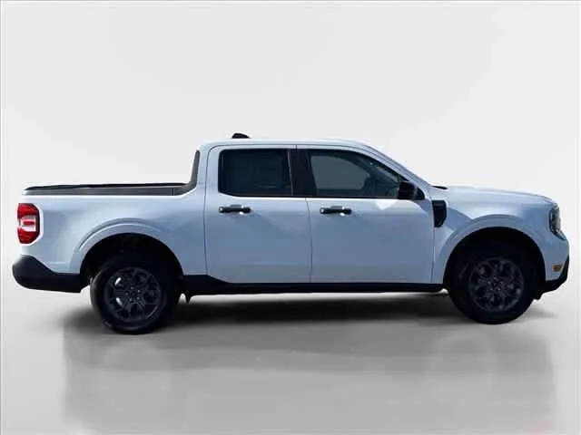 2026 Ford Maverick XLT - Photo 6