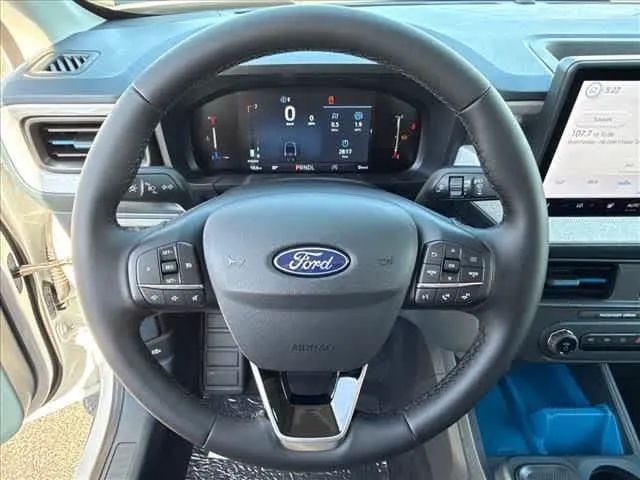 2026 Ford Maverick XLT - Photo 13