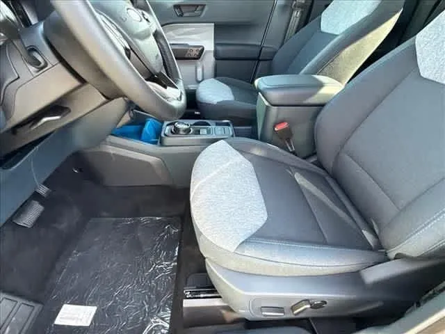 2026 Ford Maverick XLT - Photo 12
