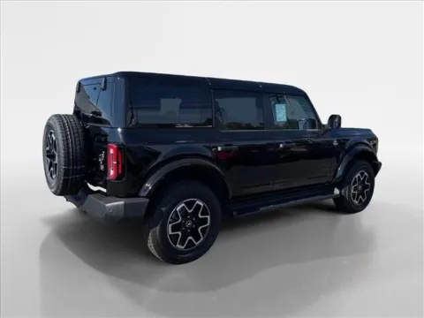 More photos of 2026 Ford Bronco Outer Banks at Farris Ford - Morristown, TN