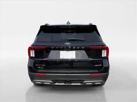 More photos of 2026 Ford Explorer Active at Farris Ford - Morristown, TN