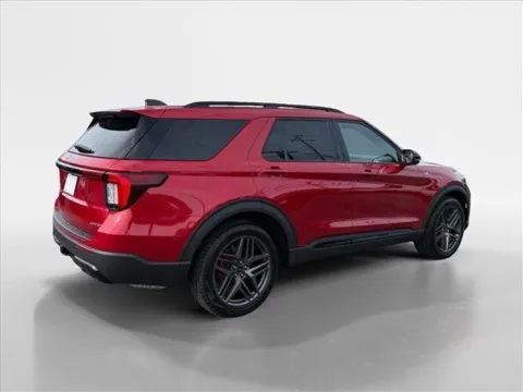 More photos of 2026 Ford Explorer ST-Line at Farris Ford - Morristown, TN