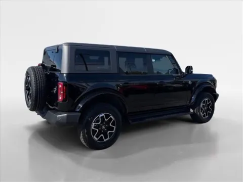 More photos of 2025 Ford Bronco Outer Banks at Farris Ford - Morristown, TN
