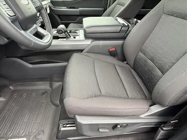 2026 Ford F-150 XLT - Photo 12