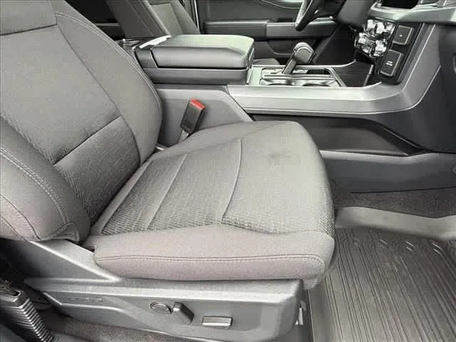 2026 Ford F-150 XLT - Photo 9