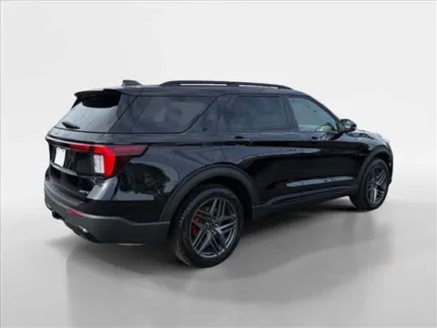 More photos of 2026 Ford Explorer ST-Line at Farris Ford - Morristown, TN