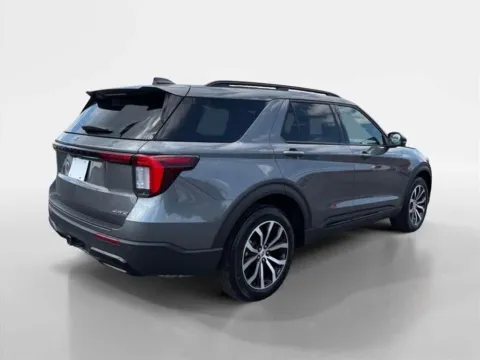 More photos of 2025 Ford Explorer ST-Line at Farris Ford - Morristown, TN