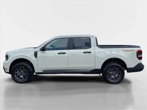 Photos of 2024 Ford Maverick XLT Advanced for sale in Morristown, TN at Farris Ford - Morristown