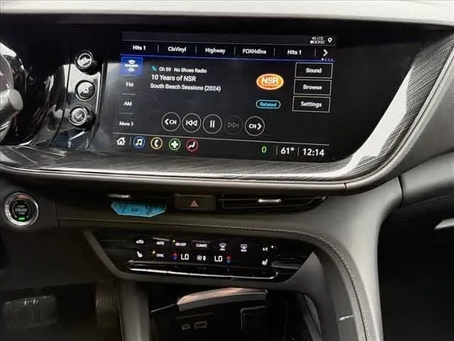 2023 Buick Envision Essence - Photo 18