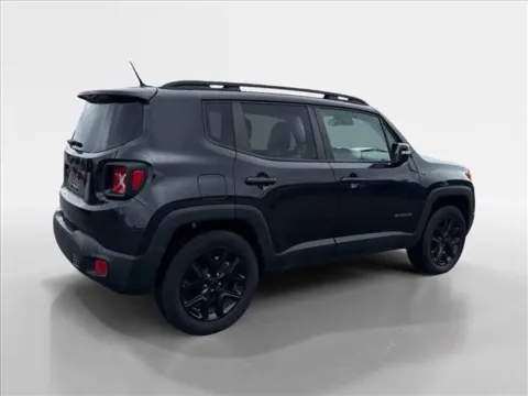 More photos of 2016 Jeep Renegade Latitude at Farris Ford - Morristown, TN