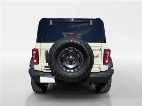 More photos of 2025 Ford Bronco Badlands at Farris Ford - Morristown, TN