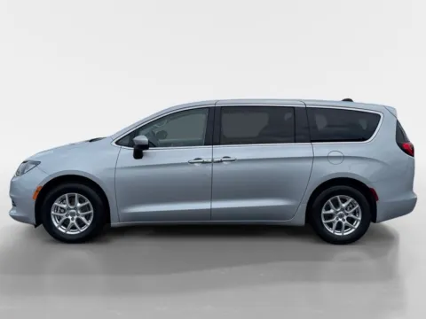 Photos of 2022 Chrysler Voyager LX for sale in Morristown, TN at Farris Ford - Morristown