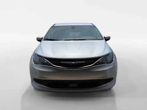 Photos of 2022 Chrysler Voyager LX for sale in Morristown, TN at Farris Ford - Morristown