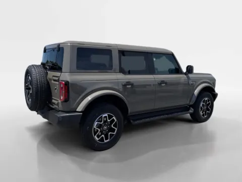 More photos of 2026 Ford Bronco Outer Banks at Farris Ford - Morristown, TN