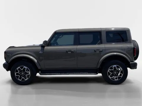 Photos of 2026 Ford Bronco Outer Banks for sale in Morristown, TN at Farris Ford - Morristown