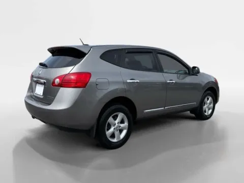 More photos of 2013 Nissan Rogue S at Farris Ford - Morristown, TN
