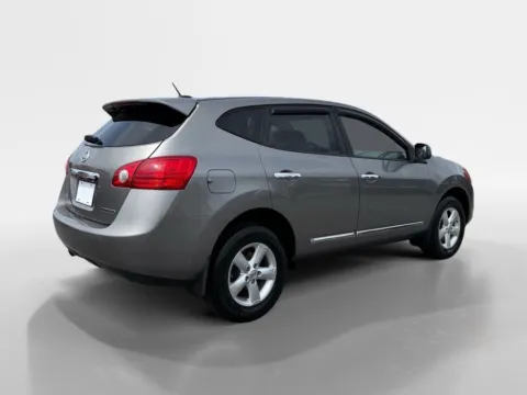 More photos of 2013 Nissan Rogue S at Farris Ford - Morristown, TN