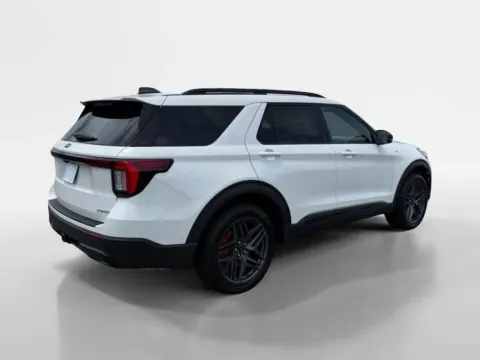 More photos of 2026 Ford Explorer ST-Line at Farris Ford - Morristown, TN