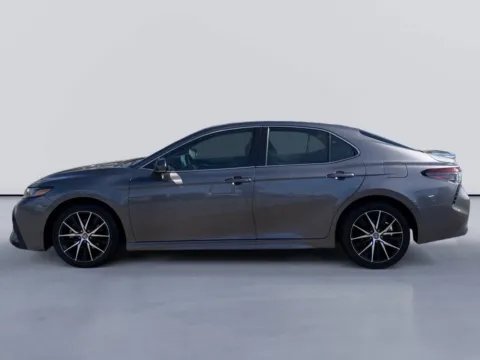 Photos of 2024 Toyota Camry SE for sale in Morristown, TN at Farris Ford - Morristown