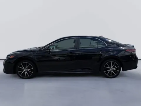 Photos of 2024 Toyota Camry SE for sale in Morristown, TN at Farris Ford - Morristown