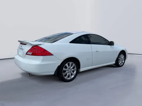 More photos of 2006 Honda Accord EX-L V6 at Farris Ford - Morristown, TN