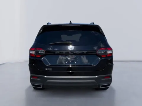 More photos of 2025 Honda Pilot Sport at Farris Ford - Morristown, TN