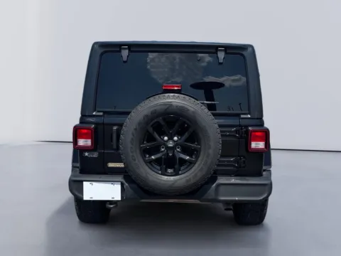 More photos of 2023 Jeep Wrangler Freedom at Farris Ford - Morristown, TN