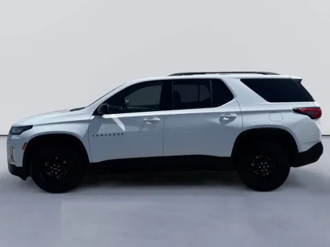 Photos of 2022 Chevrolet Traverse LS for sale in Morristown, TN at Farris Ford - Morristown