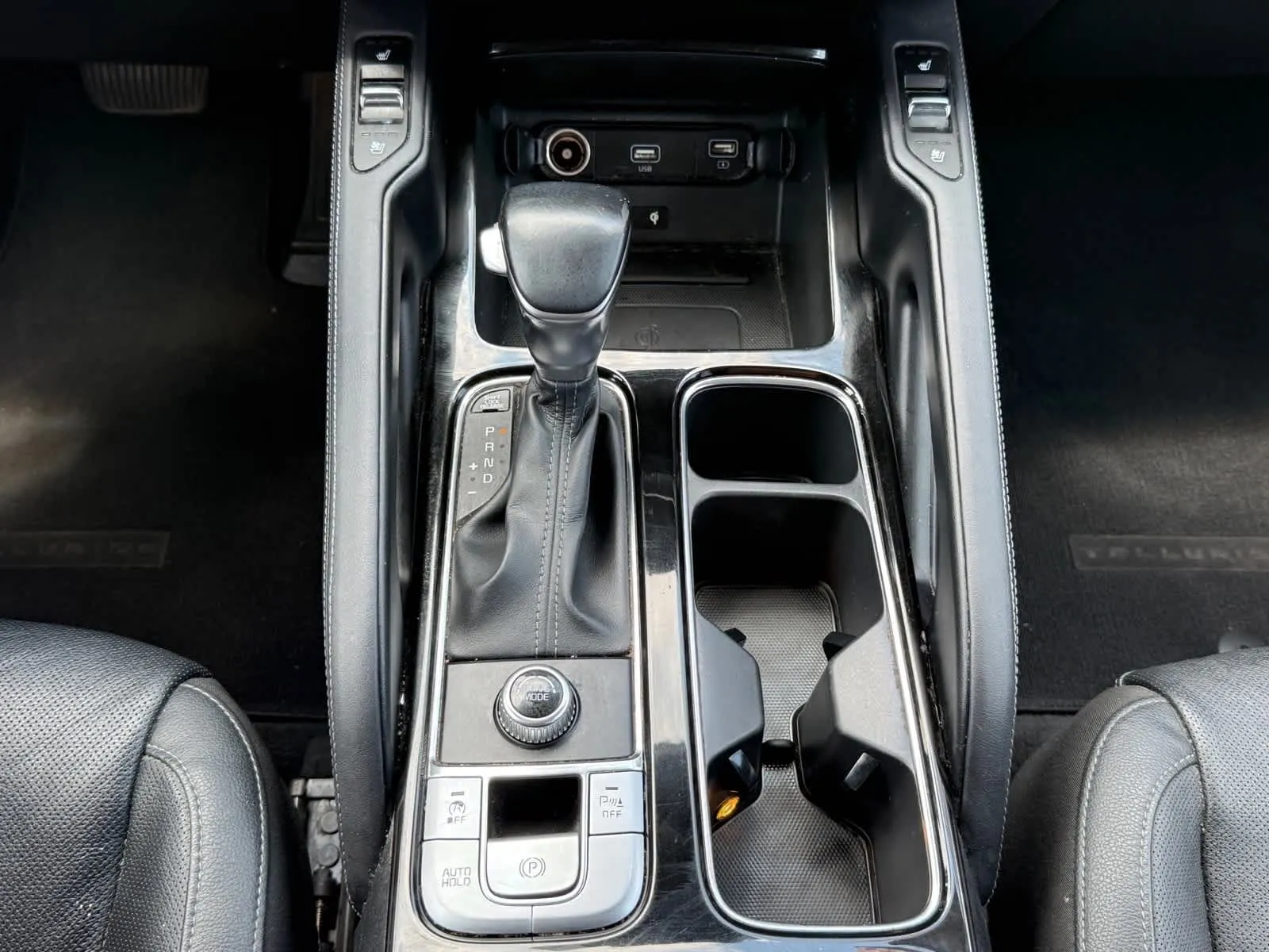 2022 Kia Telluride EX - Photo 18