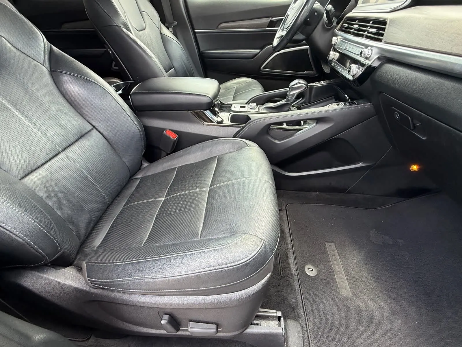 2022 Kia Telluride EX - Photo 10