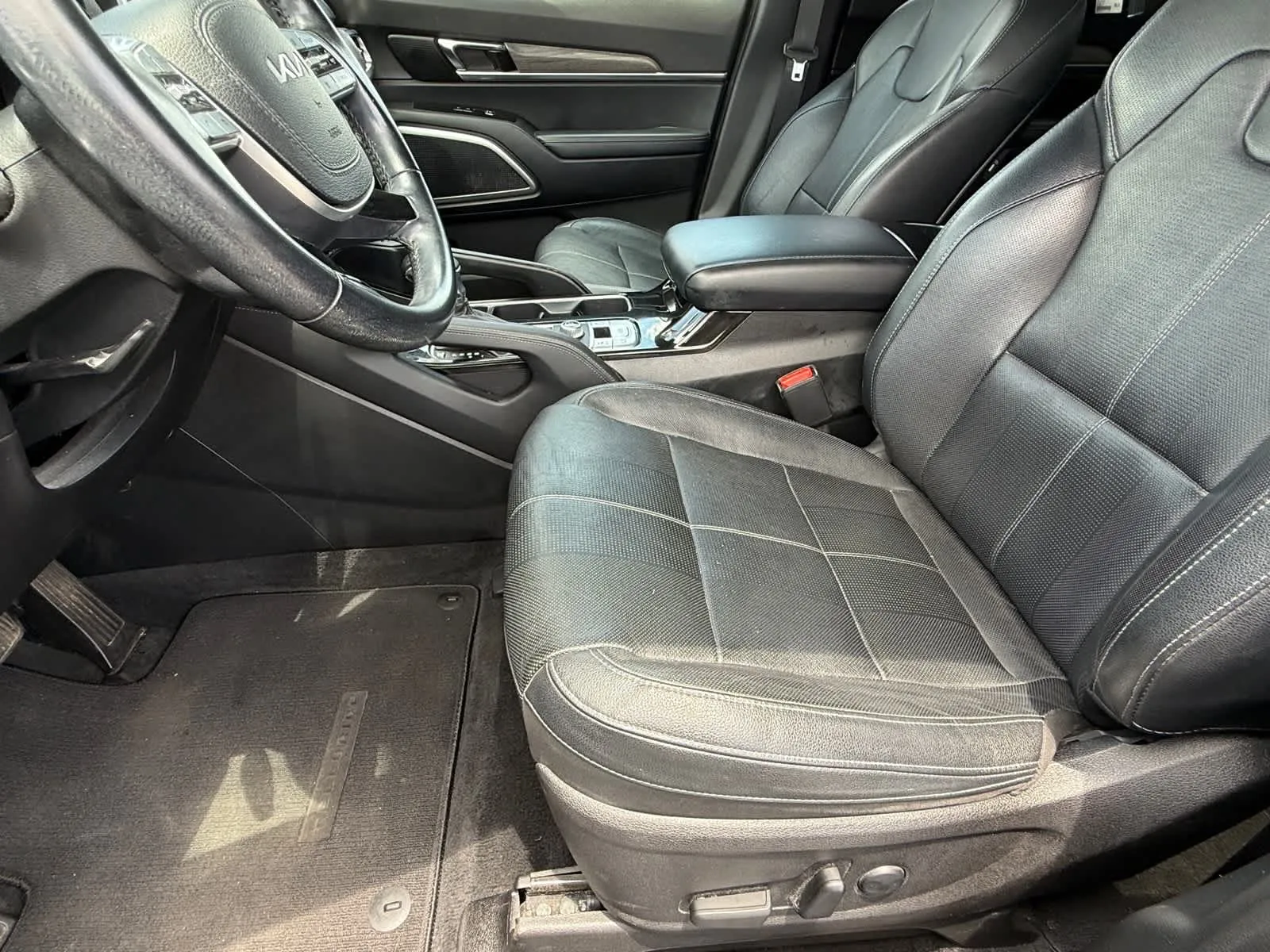 2022 Kia Telluride EX - Photo 13