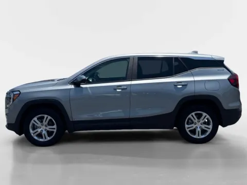 Photos of 2024 GMC Terrain SLE for sale in Morristown, TN at Farris Ford - Morristown