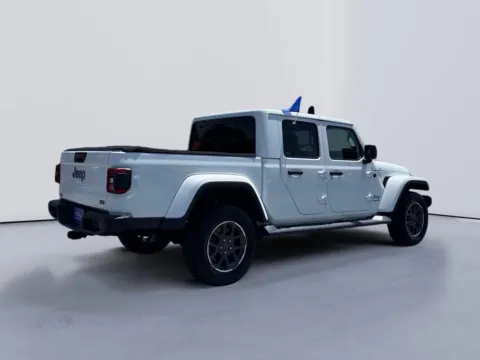More photos of 2020 Jeep Gladiator Overland at Farris Ford - Morristown, TN
